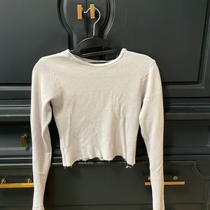 J. GALT ONE SIZE FITS ALL along sleeve crop top